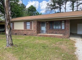 6338 Worthington Dr, Fayetteville, NC 28304