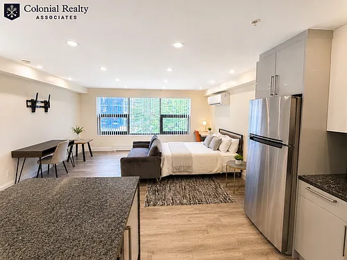1034 Commonwealth Ave #405 Photo 1