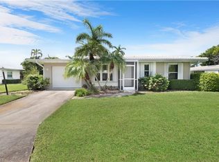 46 Lanai Ct, Naples, FL 34112