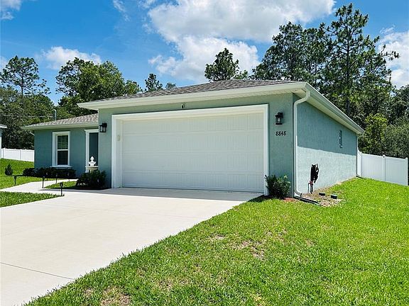 5th image of 8848 N Paradisea Dr