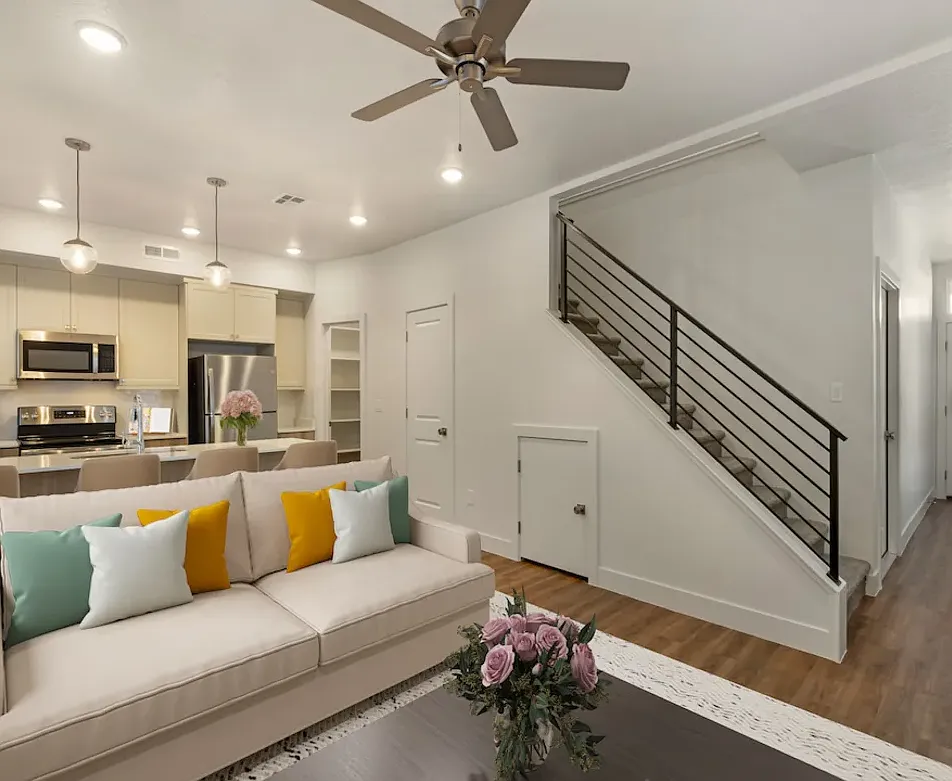 3 bed, 2.5 bath, 1440 sqft, $2,149 — Photo 4