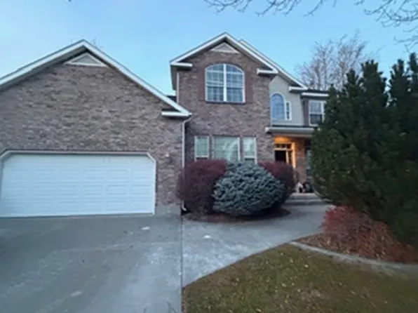 166 Woodhaven Ln, Idaho Falls, ID 83404