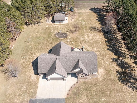 3rd image of 12372 Airport Rd