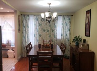 7810 82nd St, Glendale, NY 11385