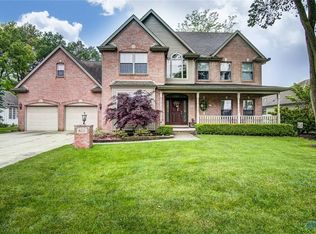 8121 Donnington Dr, Waterville, OH 43566