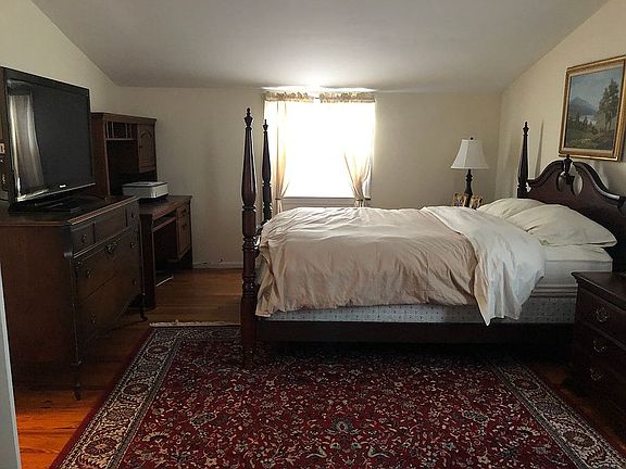 Upstairs Bedroom