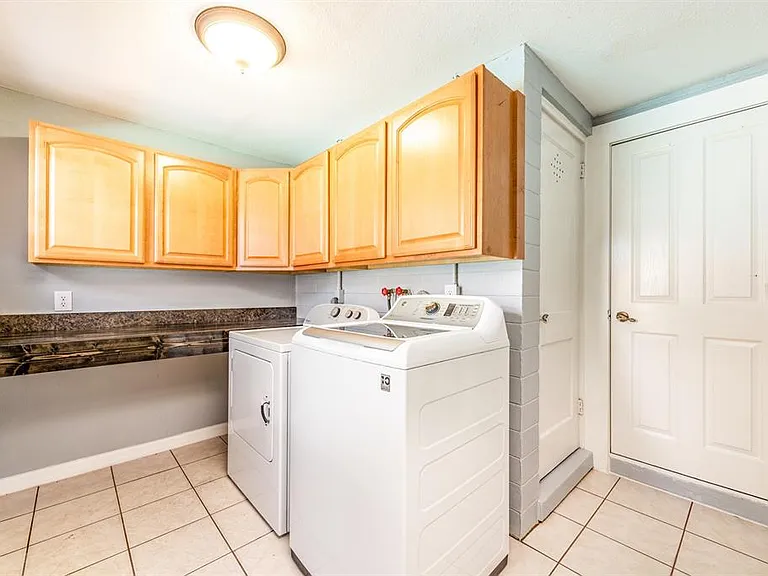 4811 County Road 48 — Photo 33