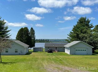 42219 Bootjack Rd, Lake Linden, MI 49945