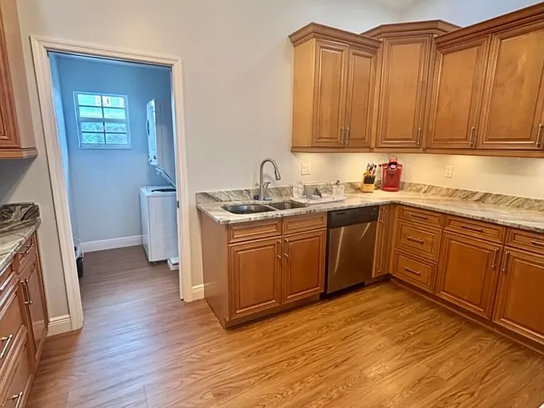6111 Montego Bay Loop — Photo 35