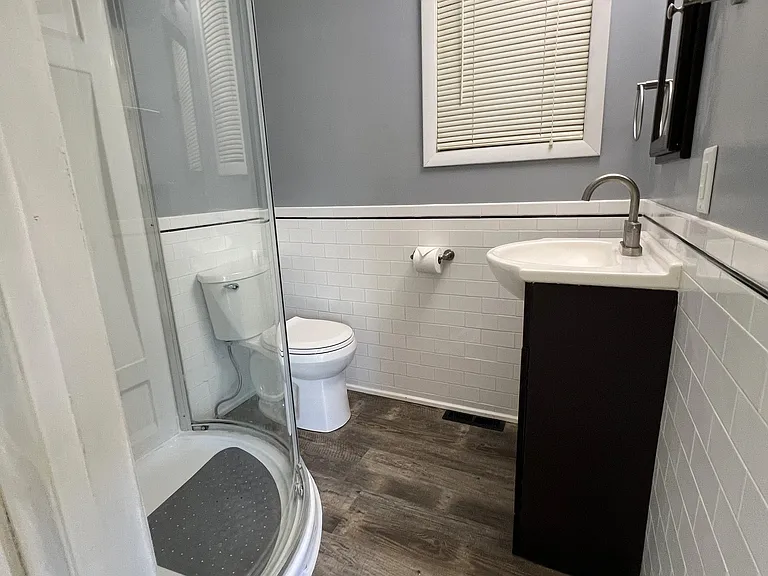 4112 South Dr — Photo 11