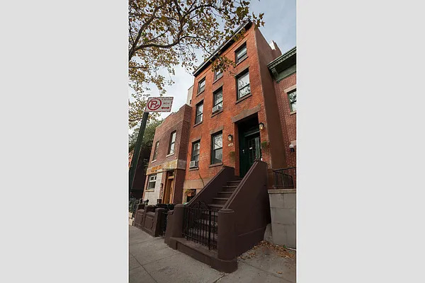 Rented by Stribling | media 8