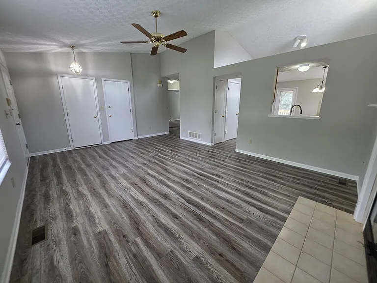 7253 Fablegate Ct — Photo 5