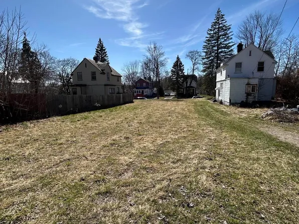 1920 Joliet St, Flint, MI 48504