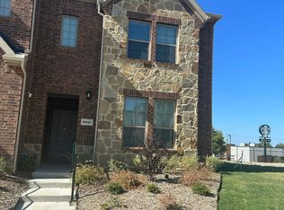 2017 Crooked Bow Dr, Mesquite, TX 75149