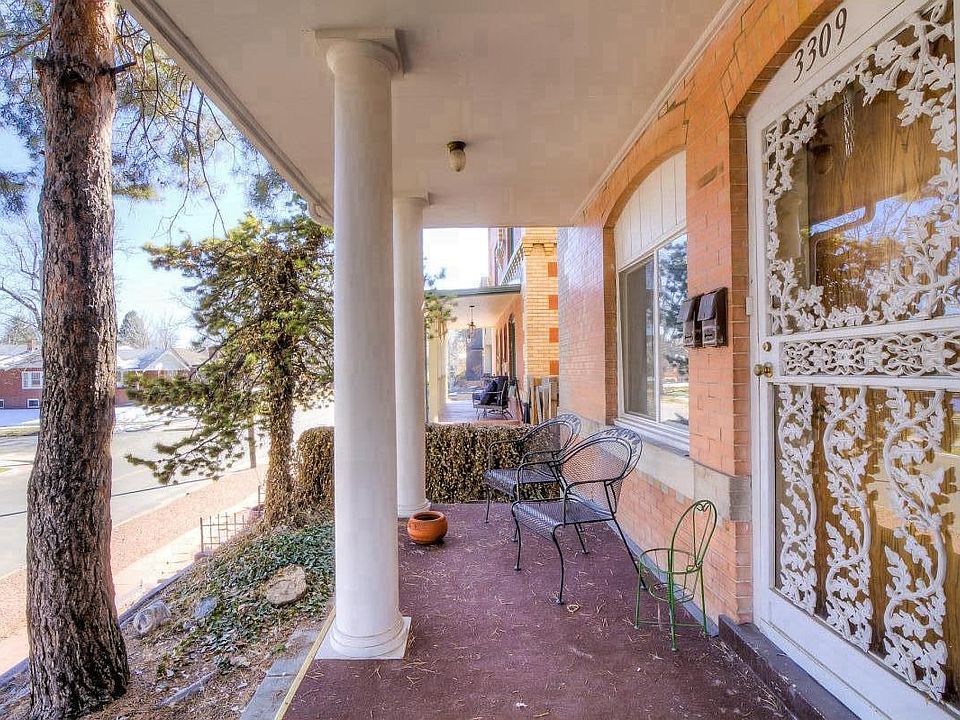 Grand porch