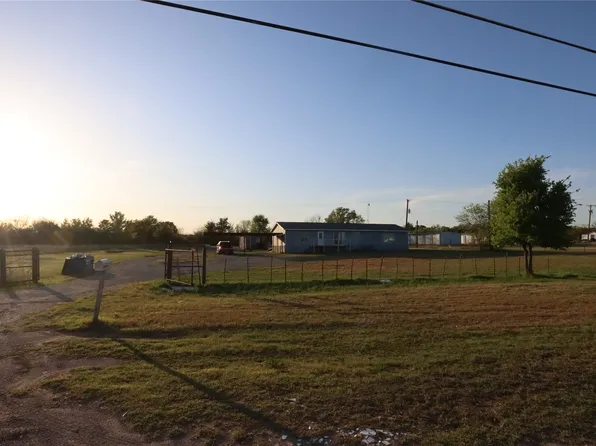 1437 W Loop 254, Ranger, TX 76470