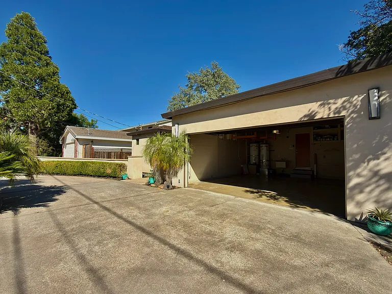 7800 Sierra Dr — Photo 45