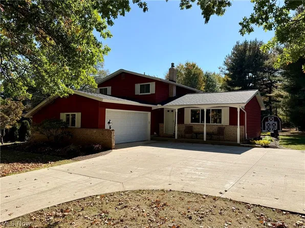 13133 Longwood Ave, Burton, OH 44021