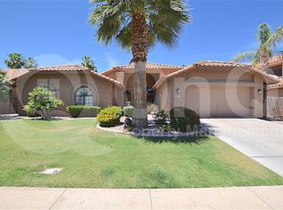 510 S Lagoon Dr, Gilbert, AZ 85233