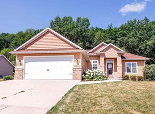 671 Woodrow St, Denmark, WI 54208