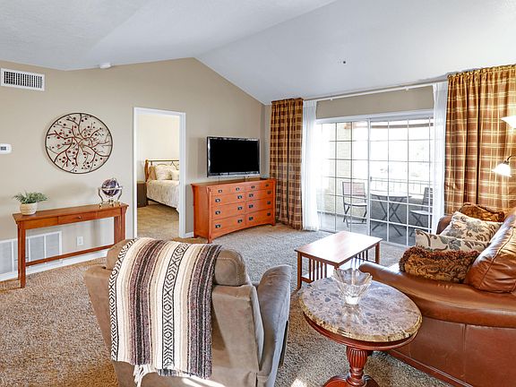 4th image of 2700 Golf Club Dr APT 97