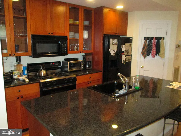 1529 Q St NW #1 — Photo 7