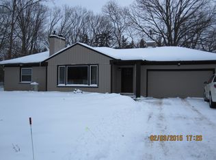 257 S Berkshire Rd, Bloomfield Hills, MI 48302