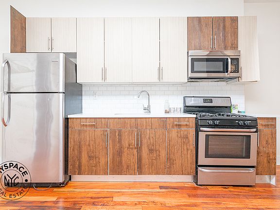 2nd image of 1181 Putnam Ave APT 3A