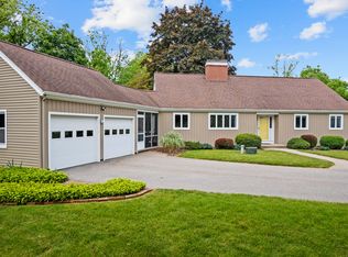 6 Dupont Ln, Norwich, CT 06360