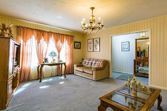 4th image of 128 Pinecrest Dr
