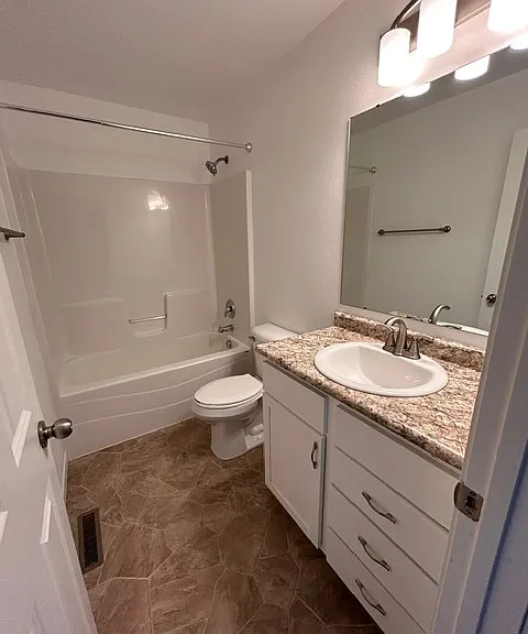 1625 10th Ave E #101-1 — Photo 14