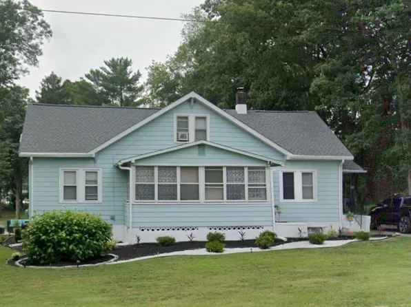 398 N Orchard Rd, Vineland, NJ 08360