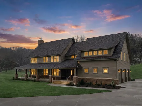 1502 Powers Run Rd, Pittsburgh, PA 15238