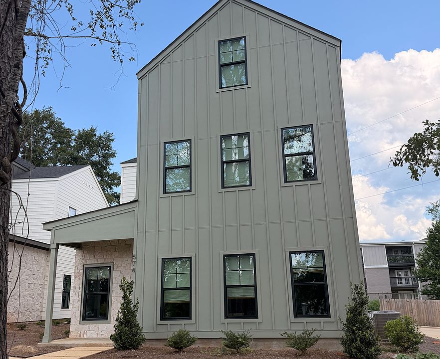 1st image of 576 Pride Ave