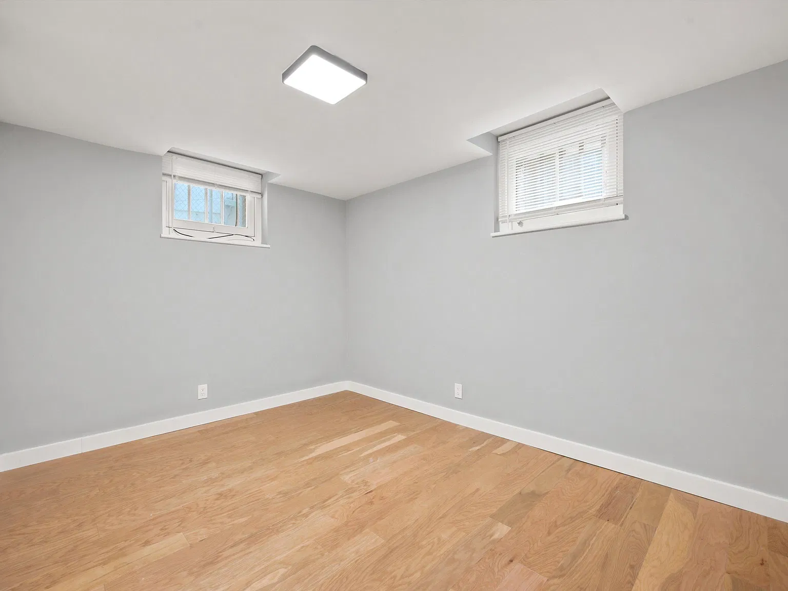 2 bed, 947 sqft, $2,475 — Photo 2