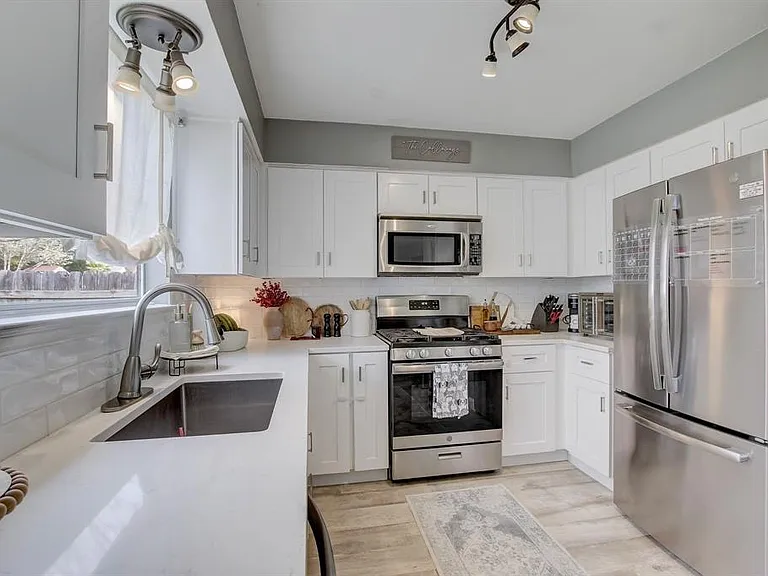 1417 Deer Ledge Trl — Photo 5