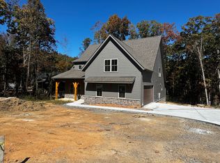 1947 Corral Rd, Signal Mountain, TN 37377