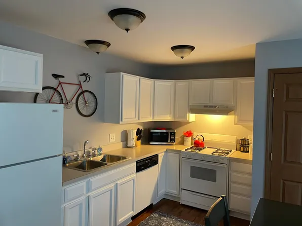 4892 Rokos Ct, Traverse City, MI 49685