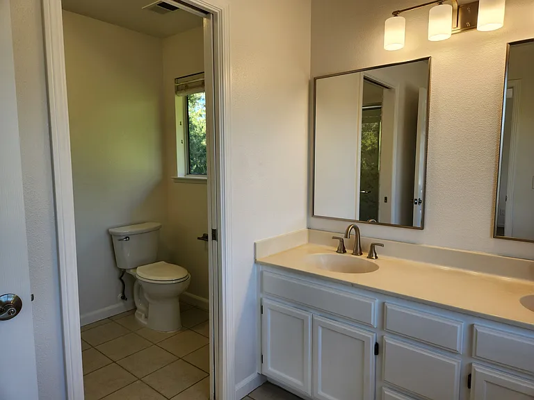 2179 Zinfandel Ave — Photo 24
