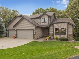 13500 James Ave S, Burnsville, MN 55337