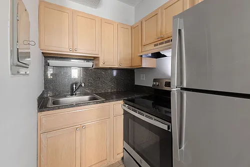 The Legacy HB at Clarendon Park Photo 1