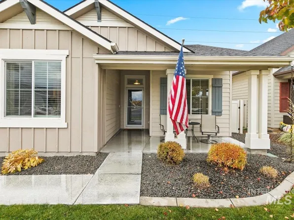 5330 W Los Flores St, Meridian, ID 83646
