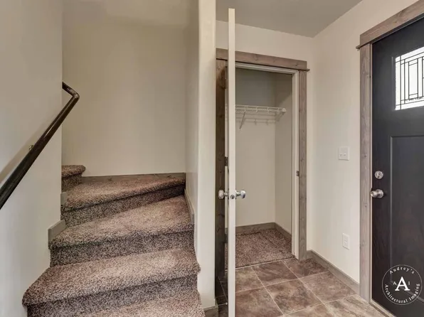 2074 Gold Ave, Helena, MT 59601