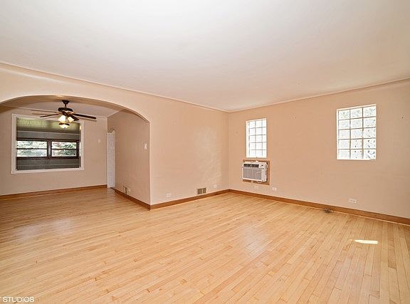2nd image of 8322 W Farragut Ave