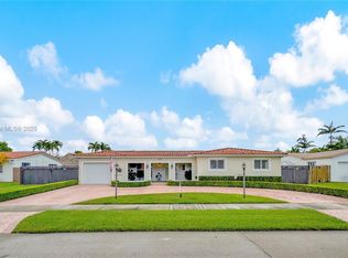 10535 SW 96th Ter, Miami, FL 33176