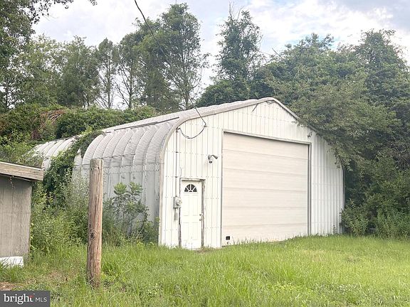 4th image of 718 Union Rd