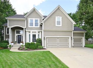 5348 Kenton St, Shawnee, KS 66226