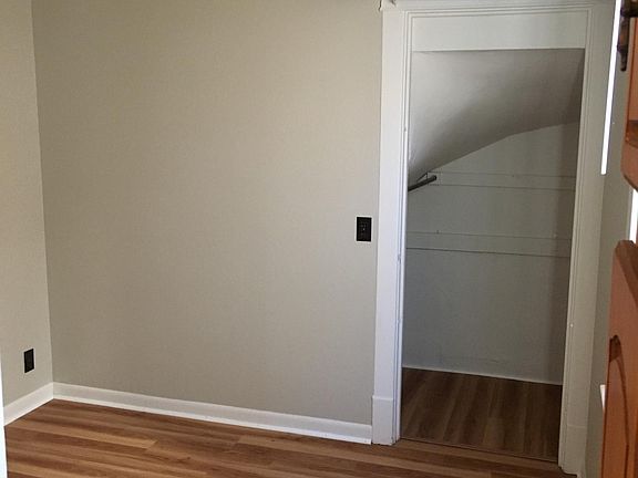 5th image of 3302 Lincoln Blvd APT 2