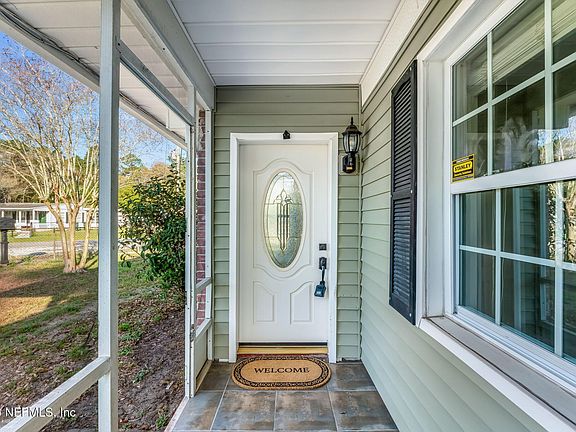 3rd image of 3955 PEACH Drive