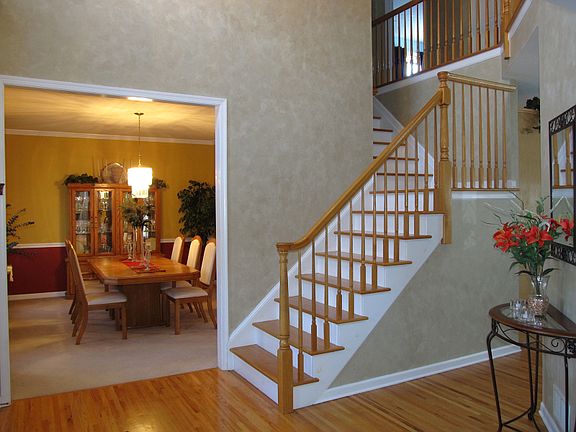 Center Hall Floor Plan